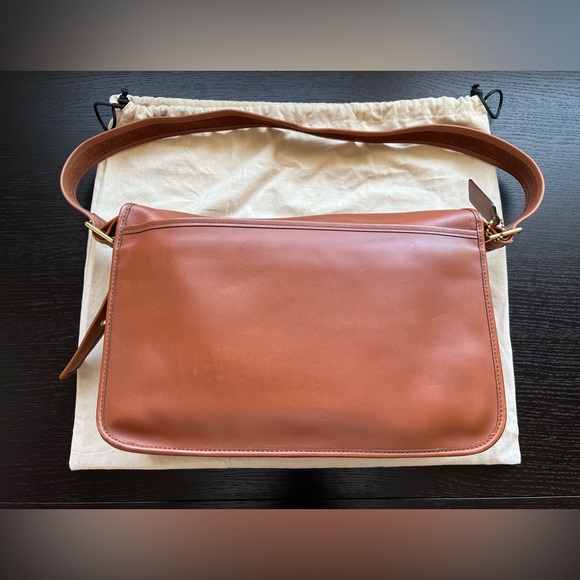 Coach Limited Edition Satchel in Tan. - Picture 2 of 10